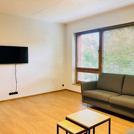 Self-Check-In Spacious 1 Bedroom Apartment With Free Parking Ταλίν Εξωτερικό φωτογραφία