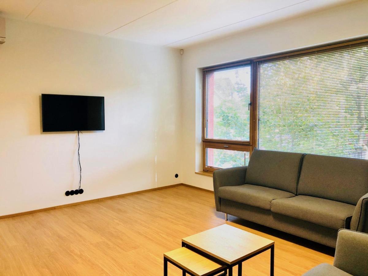 Self-Check-In Spacious 1 Bedroom Apartment With Free Parking Ταλίν Εξωτερικό φωτογραφία